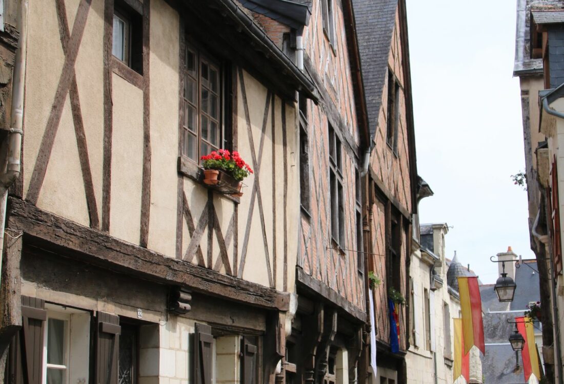 Rue Voltaire in Chinon