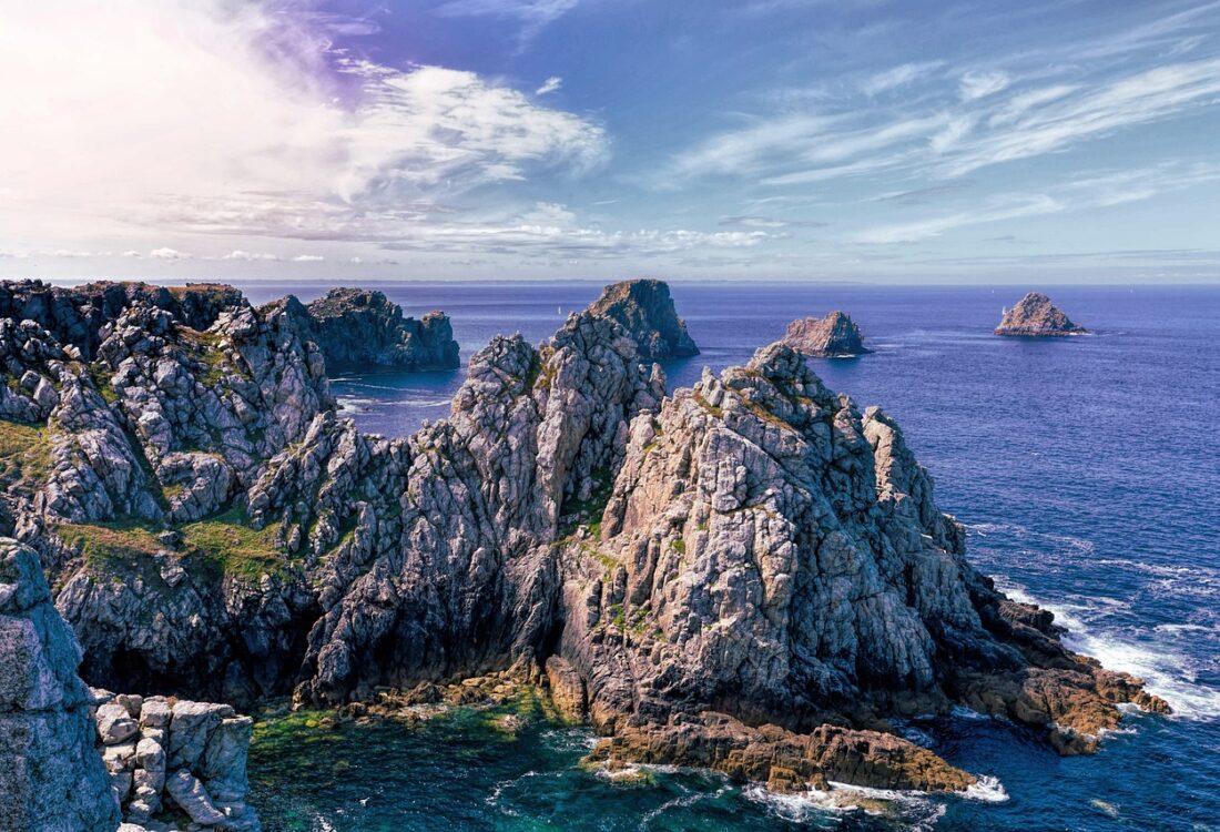 Finistere dept pointe-de-penhir-3830956_1280