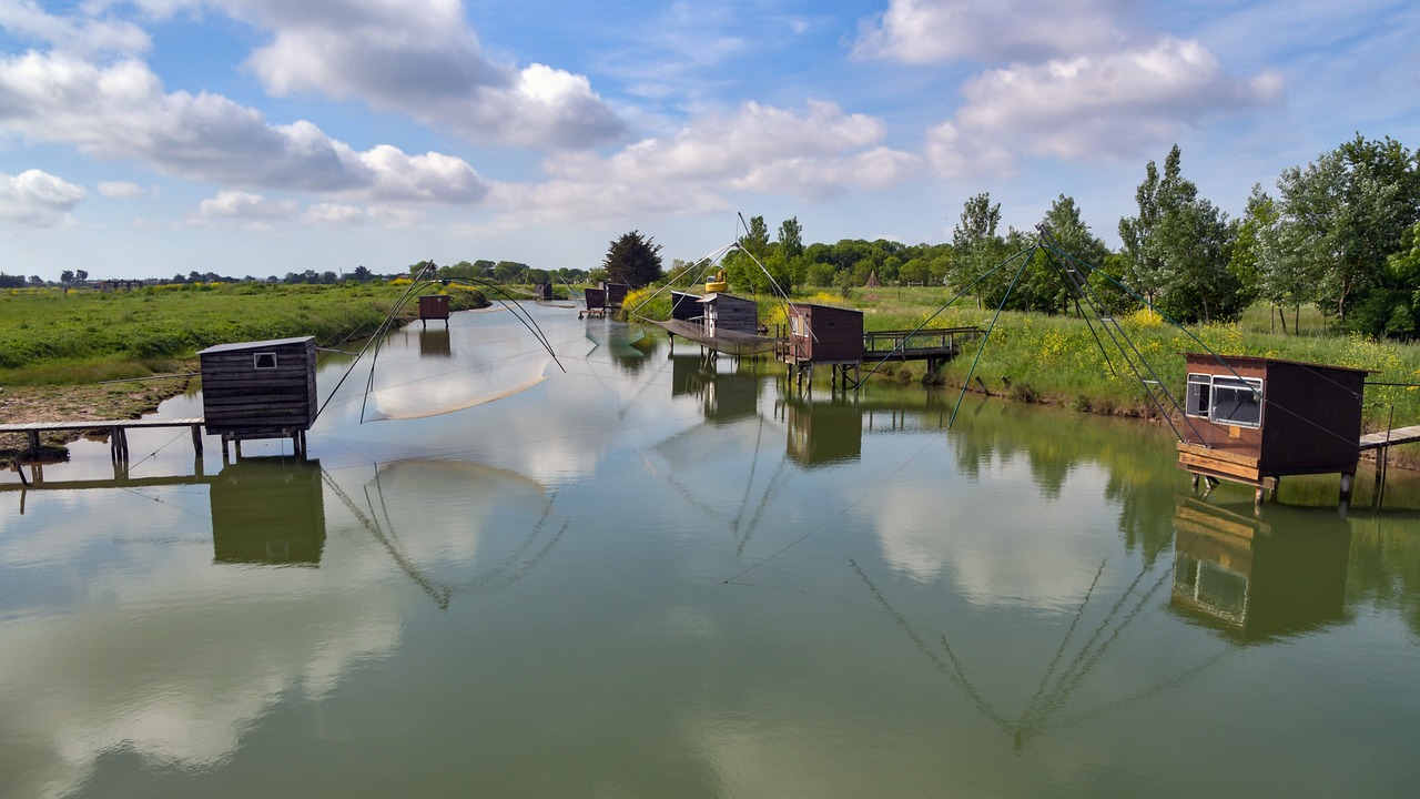 Loire-Atlantique net-fishing-3433150_1280