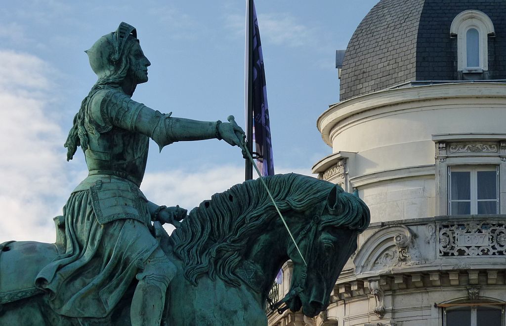 Loiret dept Orleans_Monument_Joan_of_Arc