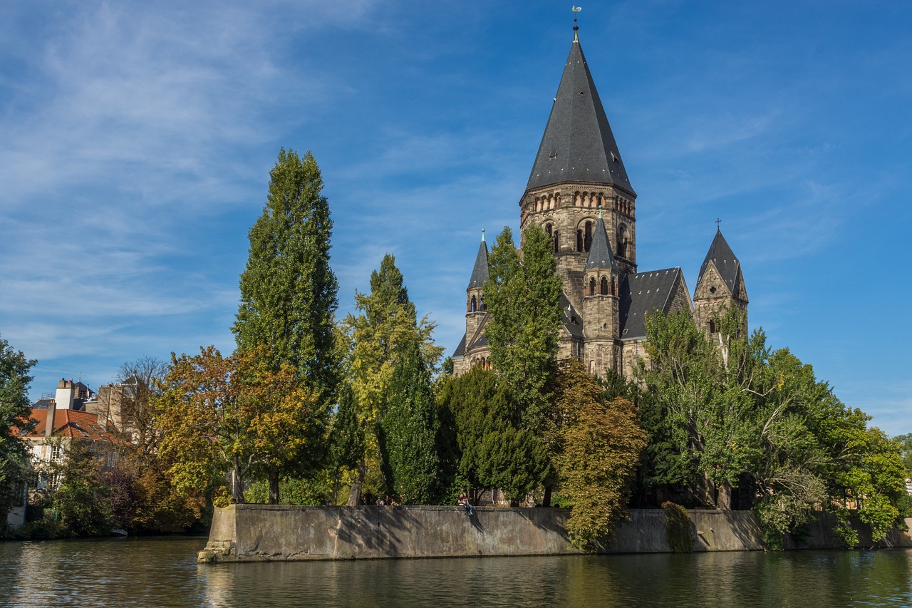 Moselle dept church-566642_1280