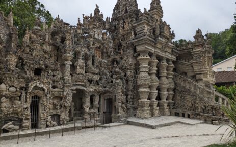Palais_idéal_du_facteur_Cheval_-_Juin_2023_-_01